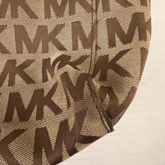 Michael Kors Tan Monogram Tote - Picture 6 of 14